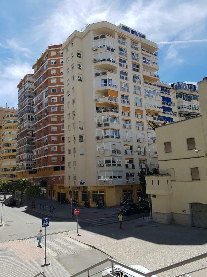 Apartamento Malaga Beach المظهر الخارجي الصورة